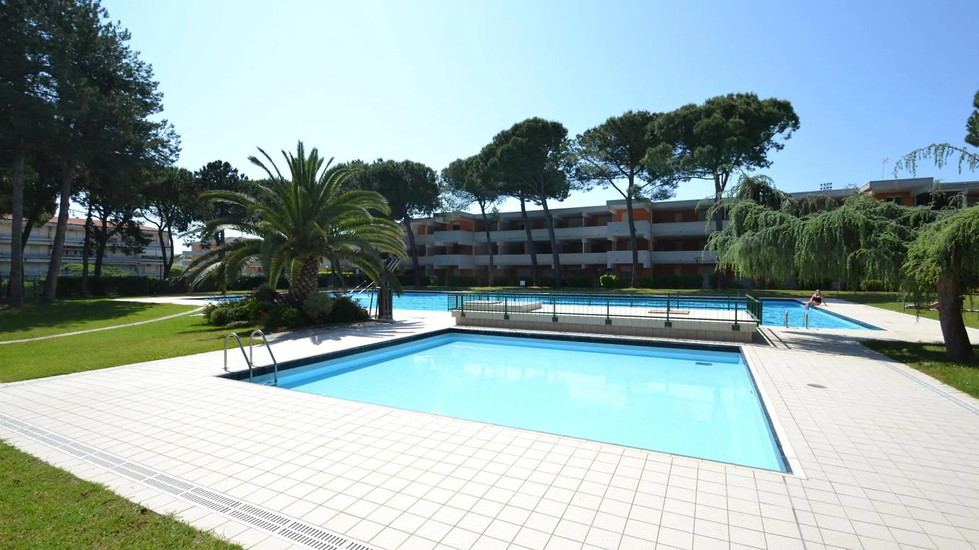 Villaggio Solarium بيبيوني 0*,